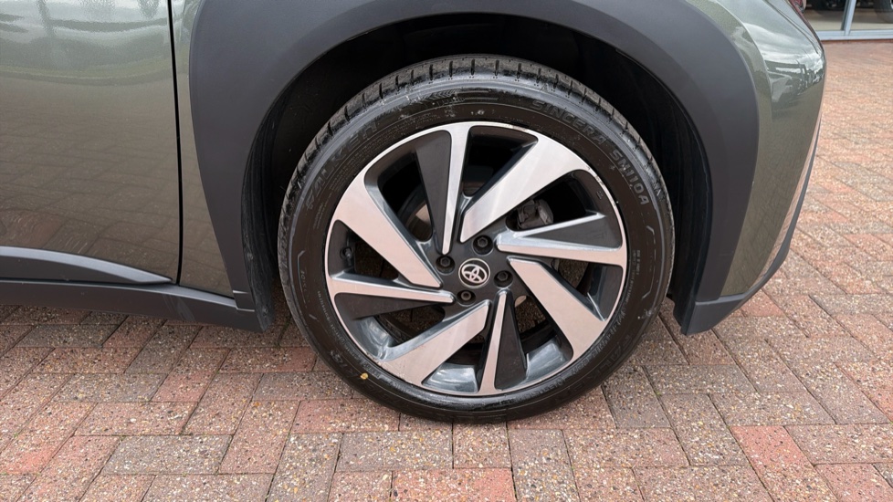 Toyota Aygo X 1.0 VVT-i Edge 5dr Auto Petrol Hatchback - Image 40