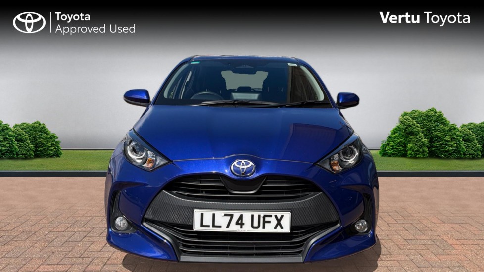 Toyota Yaris 1.5 Hybrid Icon 5dr CVT Hybrid Hatchback - Image 22