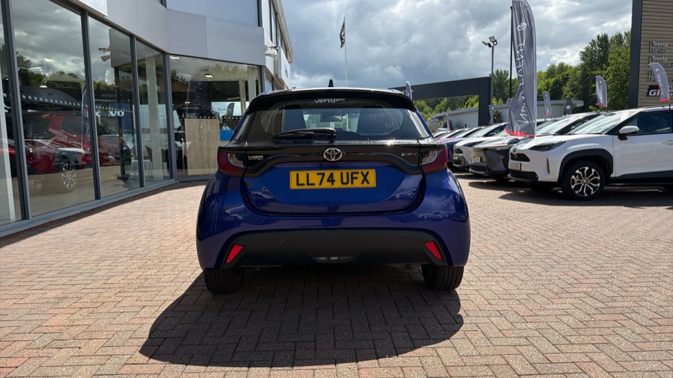 Toyota Yaris 1.5 Hybrid Icon 5dr CVT Hybrid Hatchback - Image 26