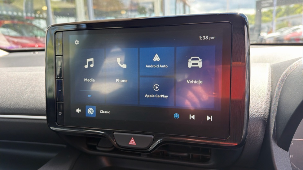 Toyota Yaris 1.5 Hybrid Icon 5dr CVT Hybrid Hatchback - Image 31