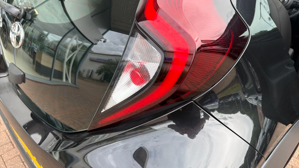 Toyota Aygo X 1.0 VVT-i Pure 5dr Auto Petrol Hatchback - Image 21