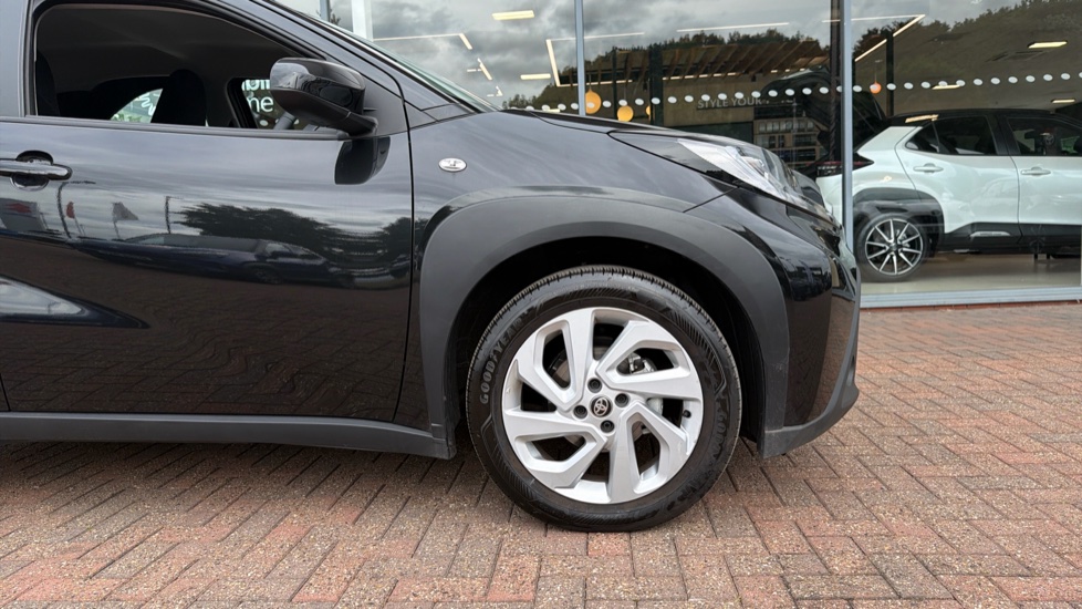 Toyota Aygo X 1.0 VVT-i Pure 5dr Auto Petrol Hatchback - Image 25