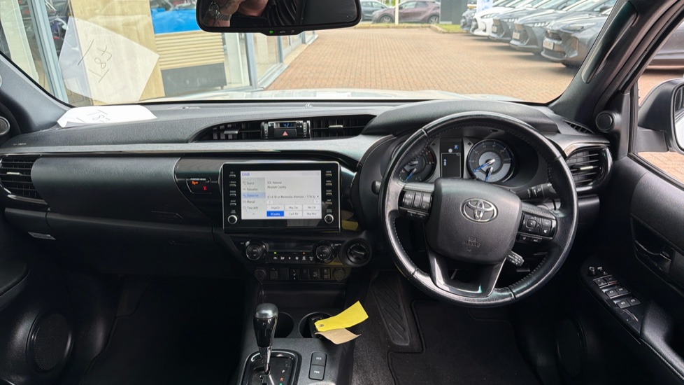 Toyota Hilux Diesel Invincible X D/Cab Pick Up 2.8 D-4D Auto - Image 6