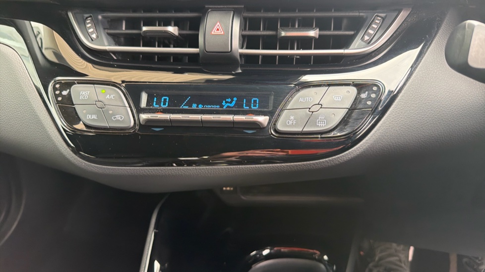 Toyota C-HR 1.8 Hybrid Excel 5dr CVT Hybrid Hatchback - Image 41