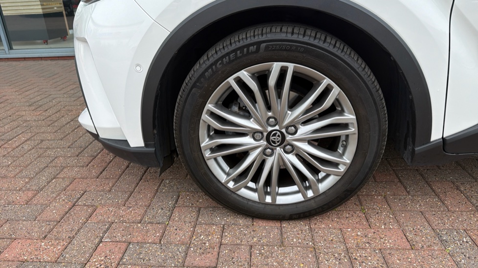 Toyota C-HR 1.8 Hybrid Excel 5dr CVT Hybrid Hatchback - Image 45