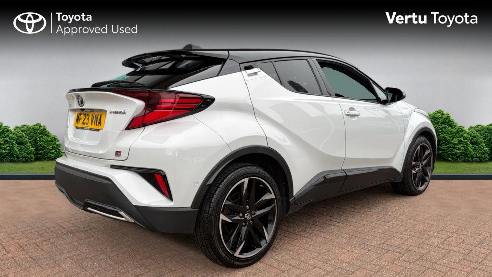 Toyota C-HR 1.8 Hybrid GR Sport 5dr CVT Hybrid Hatchback - Image 2