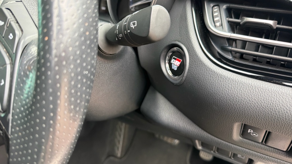 Toyota C-HR 1.8 Hybrid GR Sport 5dr CVT Hybrid Hatchback - Image 16