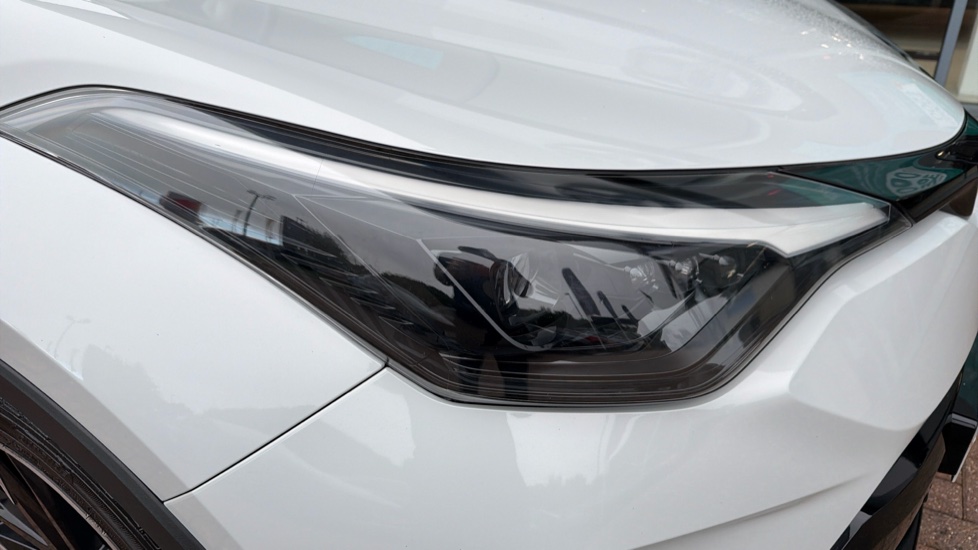 Toyota C-HR 1.8 Hybrid GR Sport 5dr CVT Hybrid Hatchback - Image 20