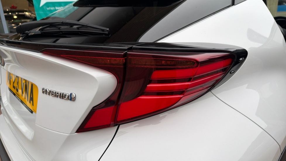 Toyota C-HR 1.8 Hybrid GR Sport 5dr CVT Hybrid Hatchback - Image 21