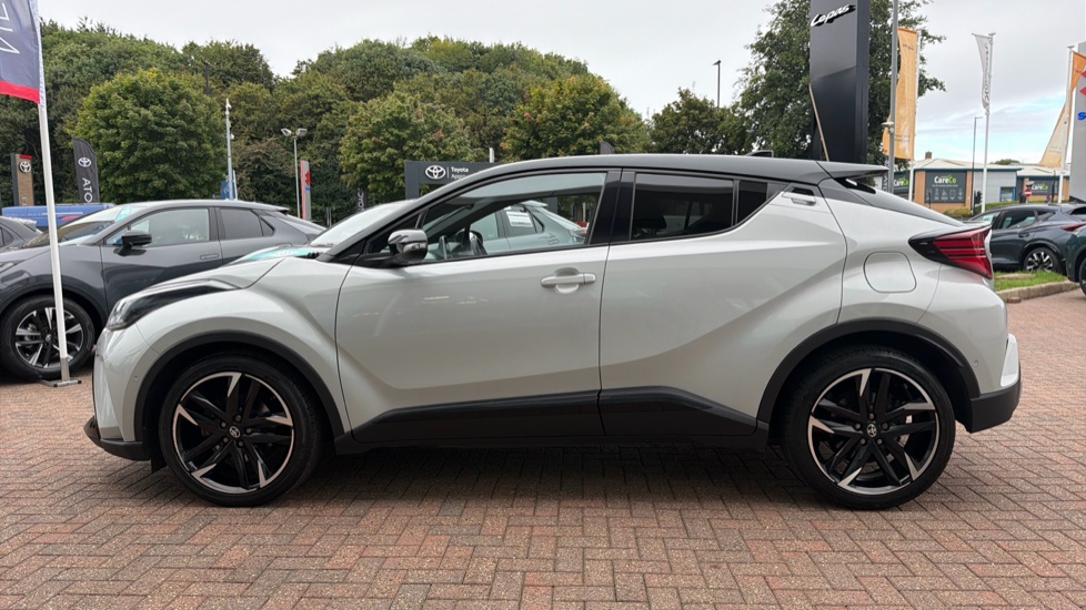 Toyota C-HR 1.8 Hybrid GR Sport 5dr CVT Hybrid Hatchback - Image 24