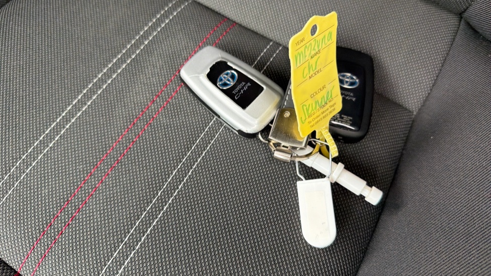 Toyota C-HR 1.8 Hybrid GR Sport 5dr CVT Hybrid Hatchback - Image 28