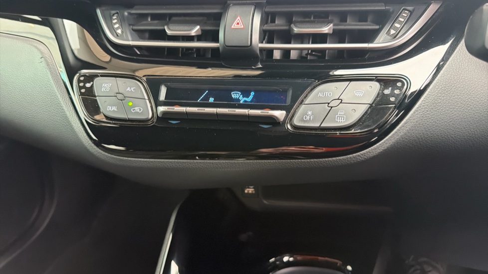 Toyota C-HR 1.8 Hybrid GR Sport 5dr CVT Hybrid Hatchback - Image 39