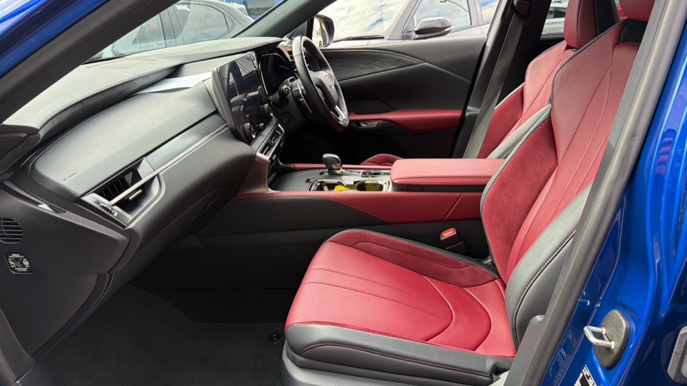 Lexus RX 500h 2.4 Direct4 F-Sport 5dr Auto Hybrid Estate - Image 5