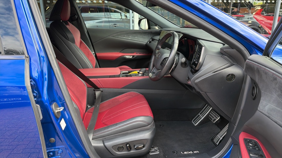 Lexus RX 500h 2.4 Direct4 F-Sport 5dr Auto Hybrid Estate - Image 12