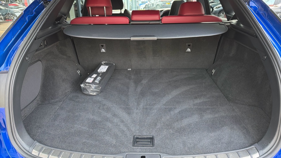 Lexus RX 500h 2.4 Direct4 F-Sport 5dr Auto Hybrid Estate - Image 13