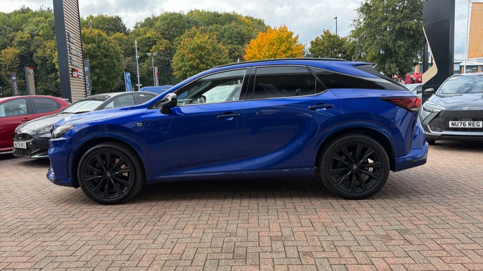 Lexus RX 500h 2.4 Direct4 F-Sport 5dr Auto Hybrid Estate - Image 24