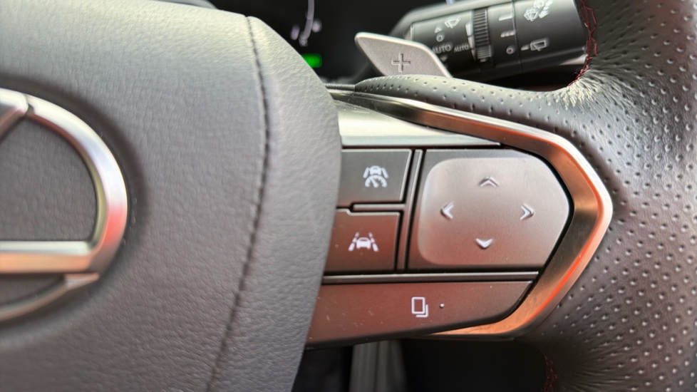 Lexus RX 500h 2.4 Direct4 F-Sport 5dr Auto Hybrid Estate - Image 40