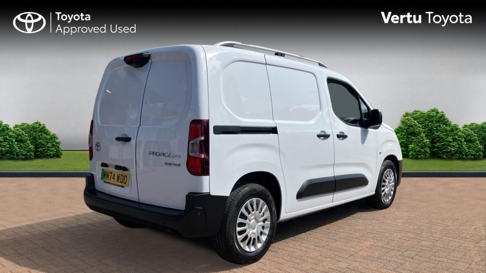 Toyota Proace City L1 Electric Icon Van 50kWh Auto - Image 2