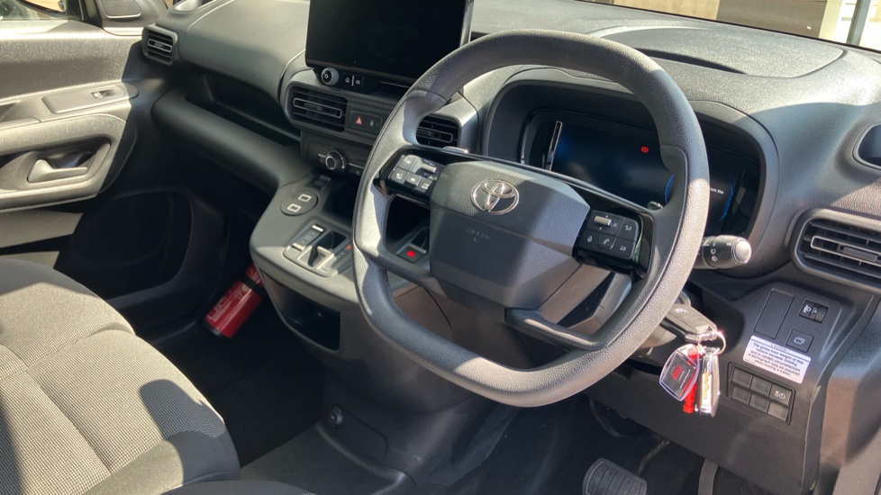 Toyota Proace City L1 Electric Icon Van 50kWh Auto - Image 7