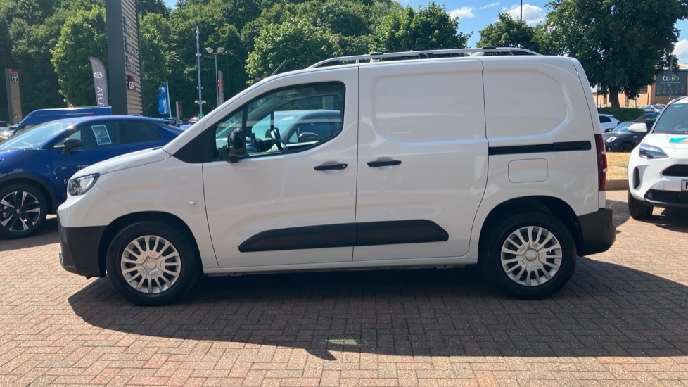 Toyota Proace City L1 Electric Icon Van 50kWh Auto - Image 24