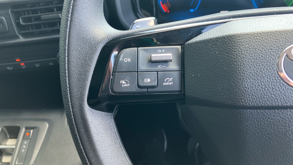 Toyota Proace City L1 Electric Icon Van 50kWh Auto - Image 36
