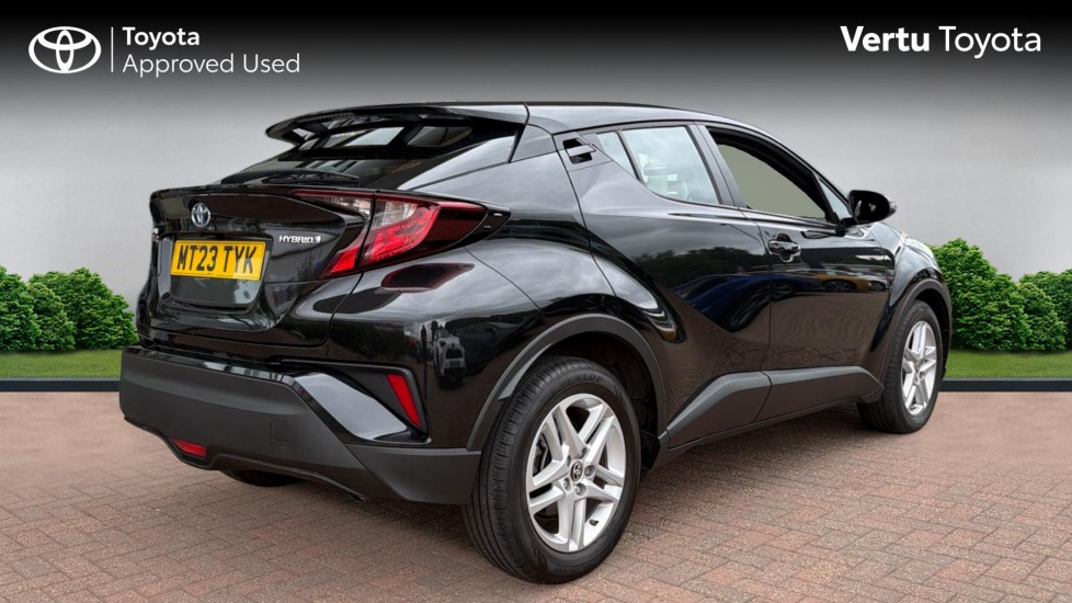 Toyota C-HR 1.8 Hybrid Icon 5dr CVT Hybrid Hatchback - Image 2