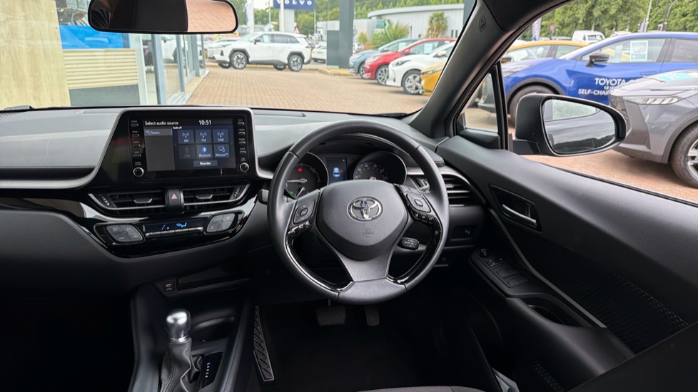 Toyota C-HR 1.8 Hybrid Icon 5dr CVT Hybrid Hatchback - Image 7