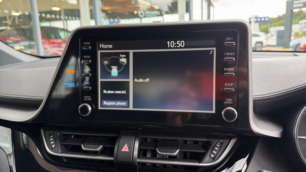Toyota C-HR 1.8 Hybrid Icon 5dr CVT Hybrid Hatchback - Image 9