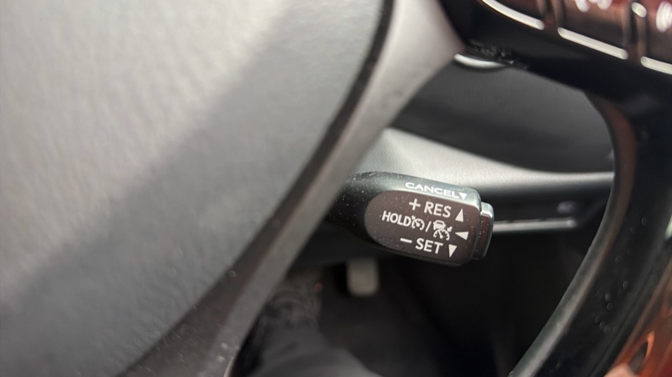 Toyota C-HR 1.8 Hybrid Icon 5dr CVT Hybrid Hatchback - Image 38
