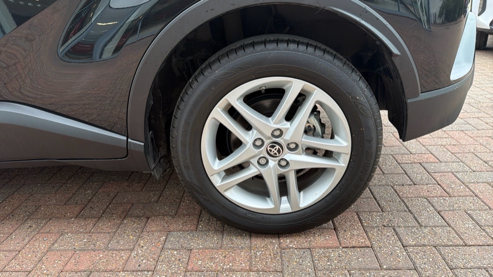 Toyota C-HR 1.8 Hybrid Icon 5dr CVT Hybrid Hatchback - Image 44