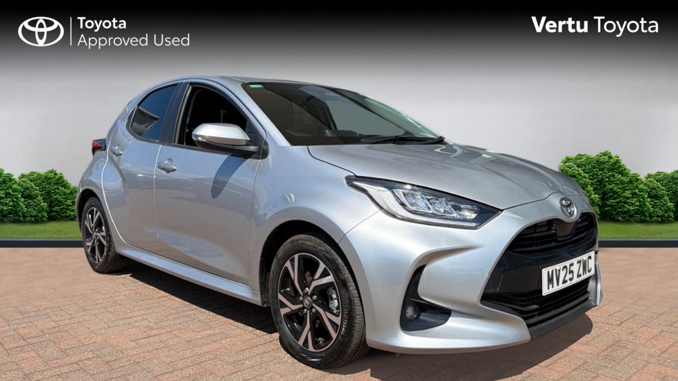 Toyota Yaris 1.5 Hybrid Design 5dr CVT Hybrid Hatchback - Image 1
