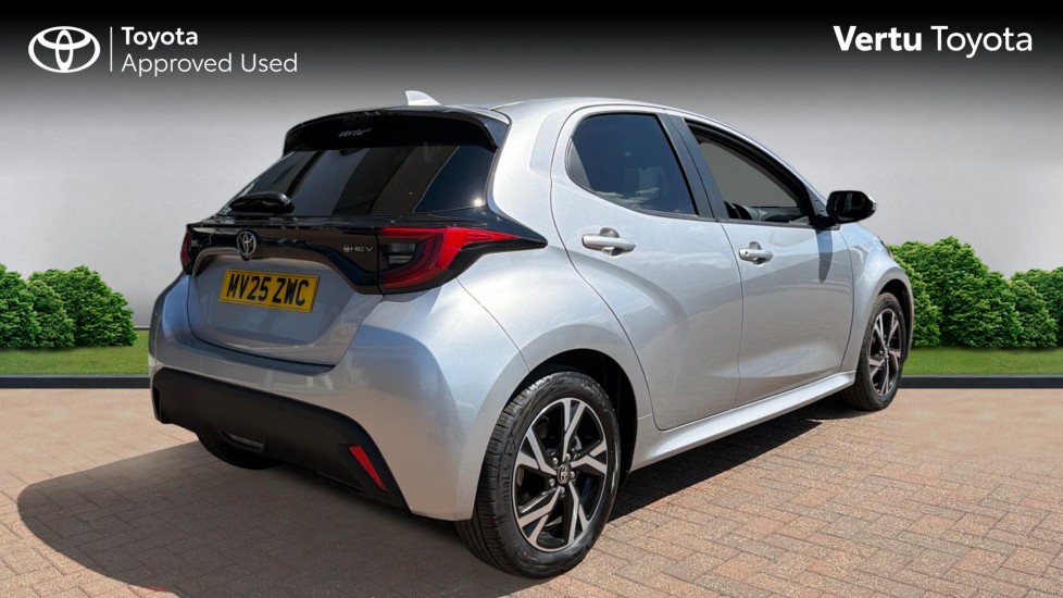 Toyota Yaris 1.5 Hybrid Design 5dr CVT Hybrid Hatchback - Image 2