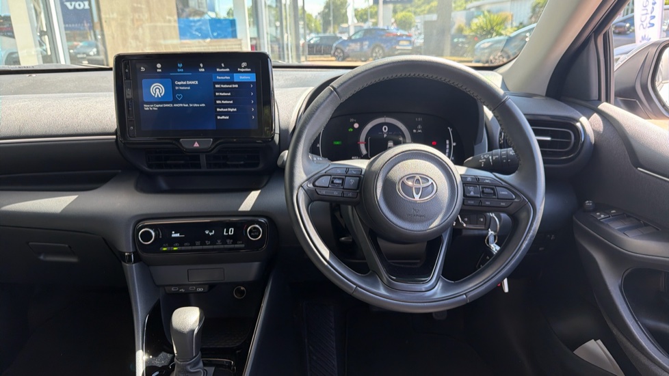 Toyota Yaris 1.5 Hybrid Design 5dr CVT Hybrid Hatchback - Image 10