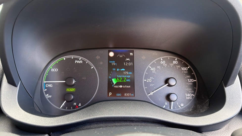Toyota Yaris 1.5 Hybrid Icon 5dr CVT Hybrid Hatchback - Image 11