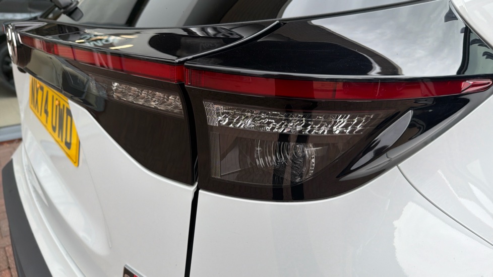 Toyota Yaris Cross 1.5 Hybrid GR Sport 5dr CVT Hybrid Estate - Image 21