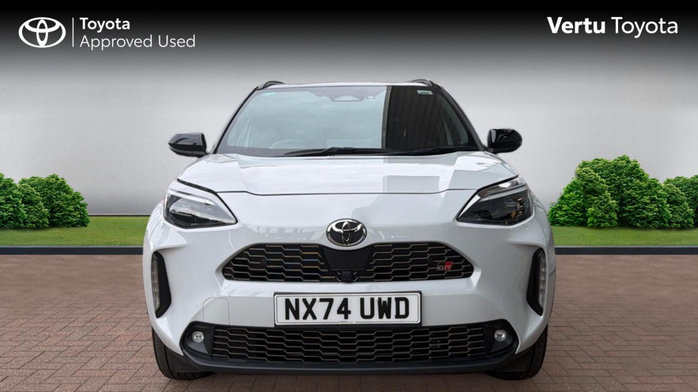 Toyota Yaris Cross 1.5 Hybrid GR Sport 5dr CVT Hybrid Estate - Image 22