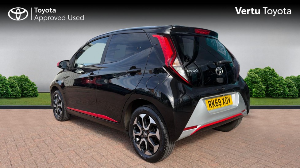 Toyota Aygo 1.0 VVT-i X-Trend 5dr Petrol Hatchback - Image 4