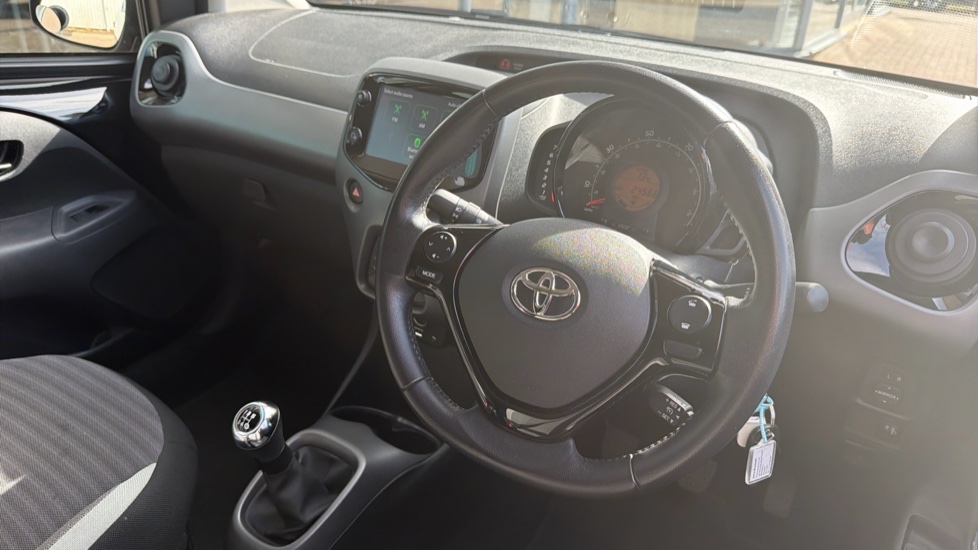 Toyota Aygo 1.0 VVT-i X-Trend 5dr Petrol Hatchback - Image 7