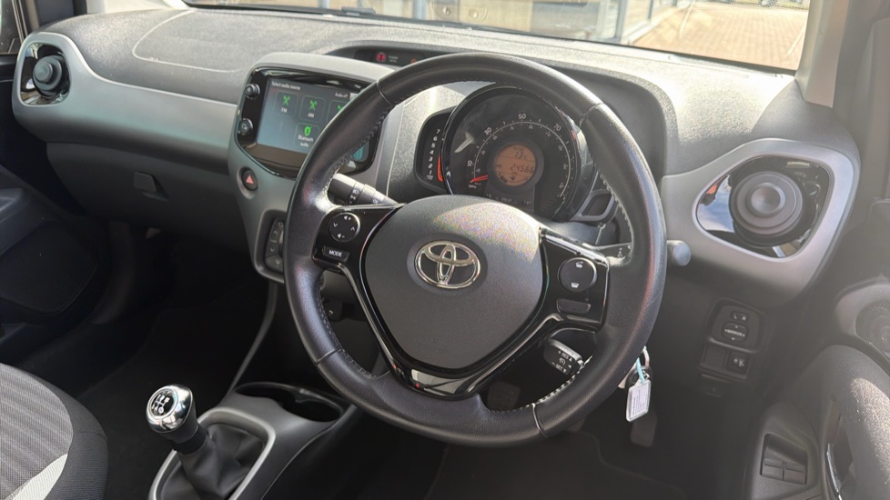 Toyota Aygo 1.0 VVT-i X-Trend 5dr Petrol Hatchback - Image 10