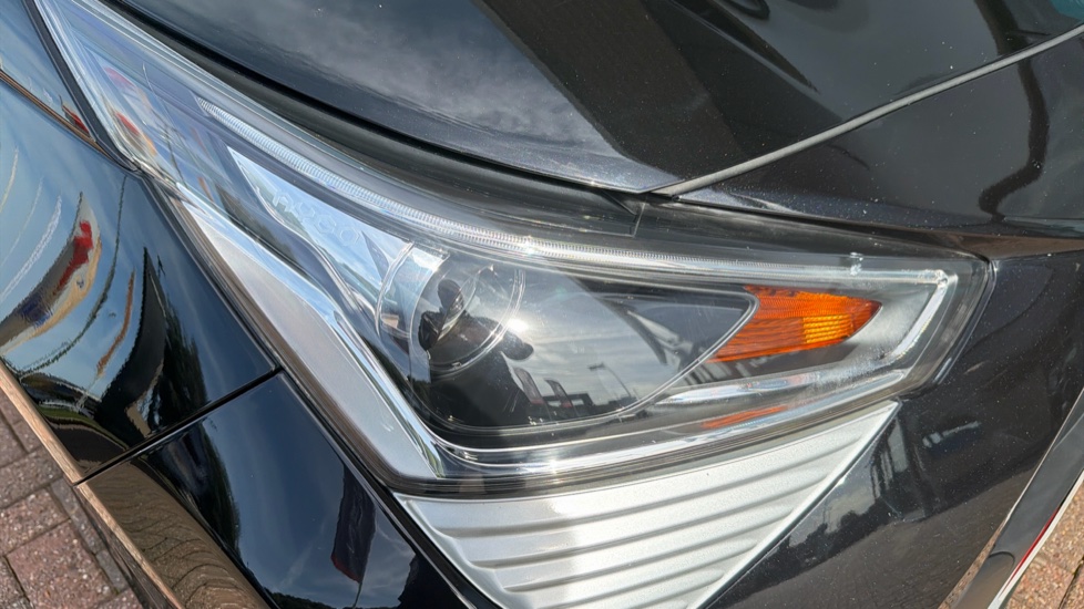 Toyota Aygo 1.0 VVT-i X-Trend 5dr Petrol Hatchback - Image 20