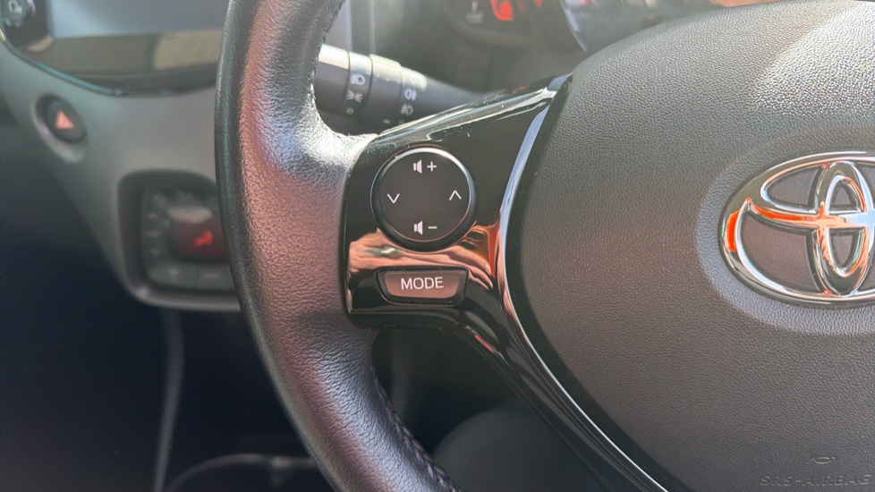Toyota Aygo 1.0 VVT-i X-Trend 5dr Petrol Hatchback - Image 36