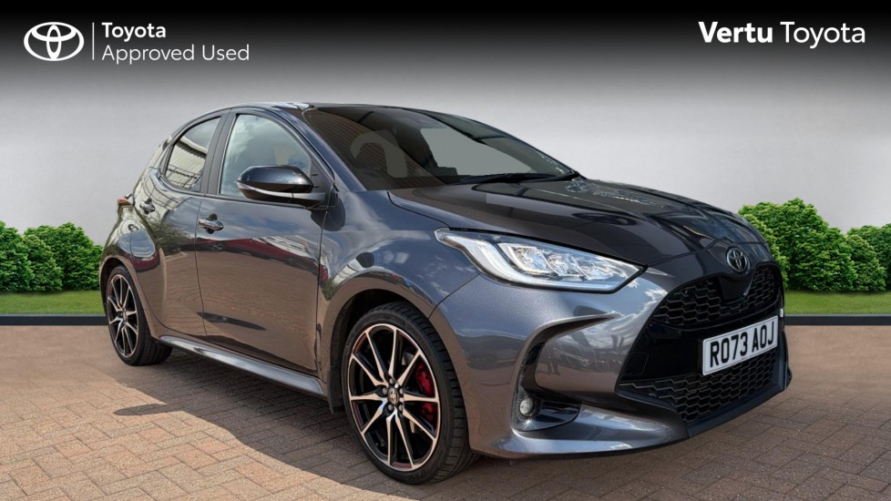 Toyota Yaris 1.5 Hybrid GR Sport 5dr CVT Hybrid Hatchback - Image 1
