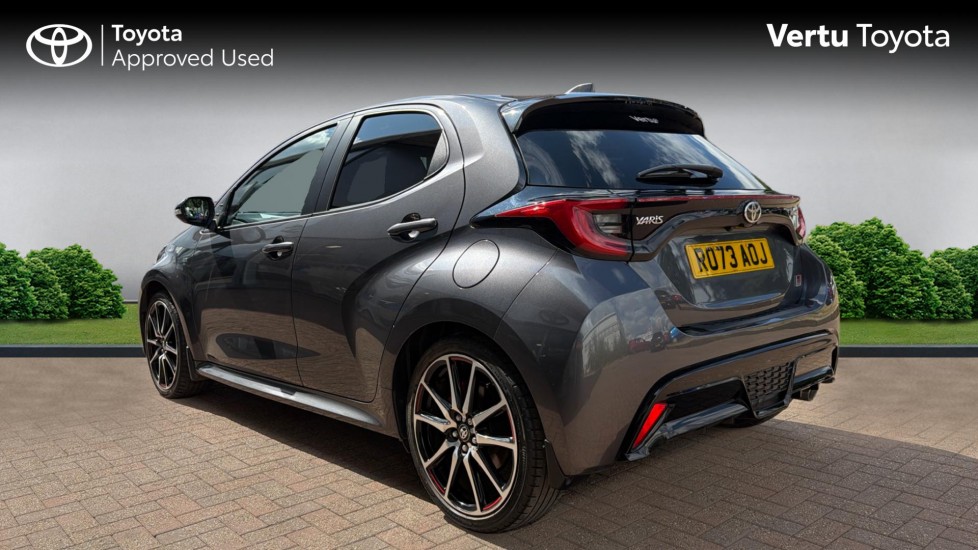 Toyota Yaris 1.5 Hybrid GR Sport 5dr CVT Hybrid Hatchback - Image 4