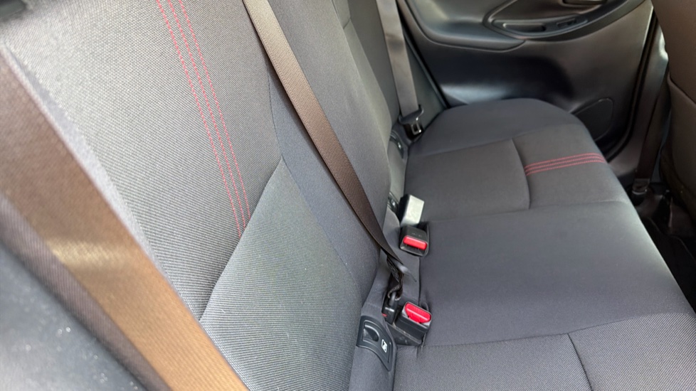 Toyota Yaris 1.5 Hybrid GR Sport 5dr CVT Hybrid Hatchback - Image 14