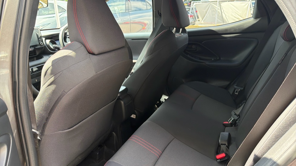 Toyota Yaris 1.5 Hybrid GR Sport 5dr CVT Hybrid Hatchback - Image 15