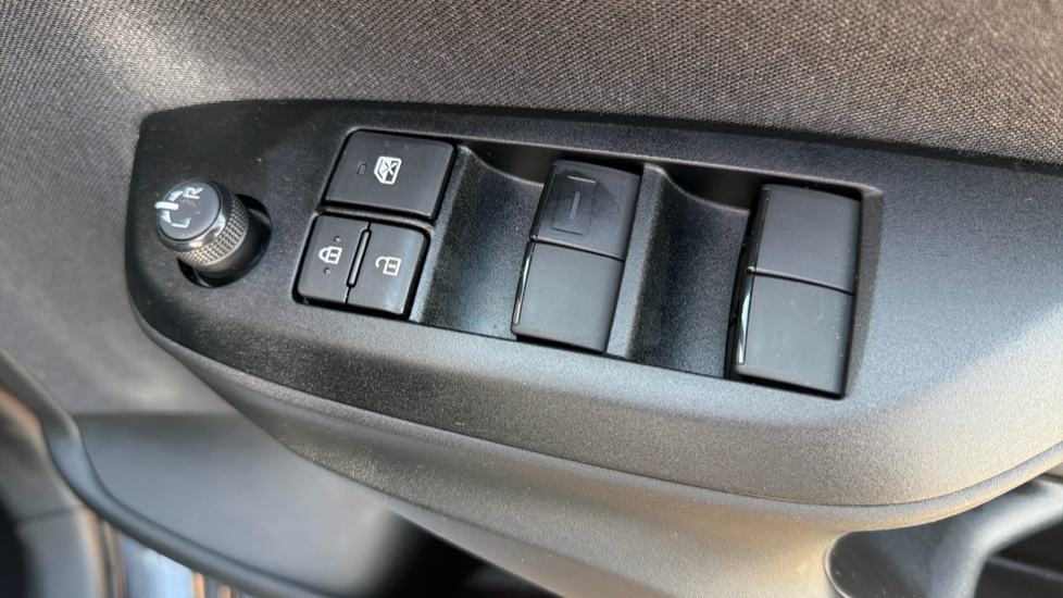Toyota Yaris 1.5 Hybrid GR Sport 5dr CVT Hybrid Hatchback - Image 35