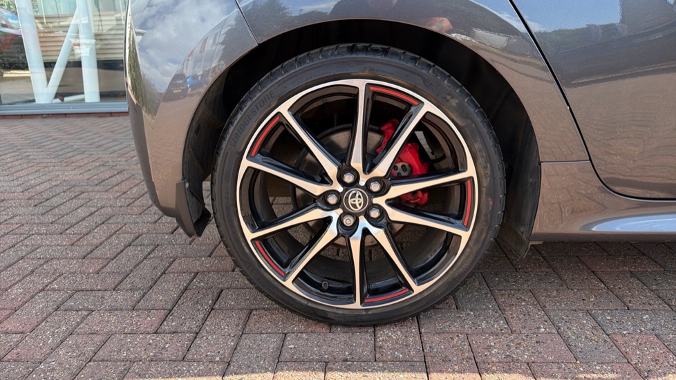 Toyota Yaris 1.5 Hybrid GR Sport 5dr CVT Hybrid Hatchback - Image 41