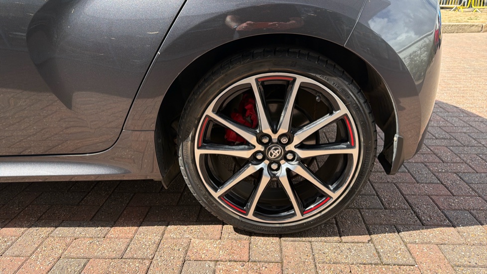 Toyota Yaris 1.5 Hybrid GR Sport 5dr CVT Hybrid Hatchback - Image 43