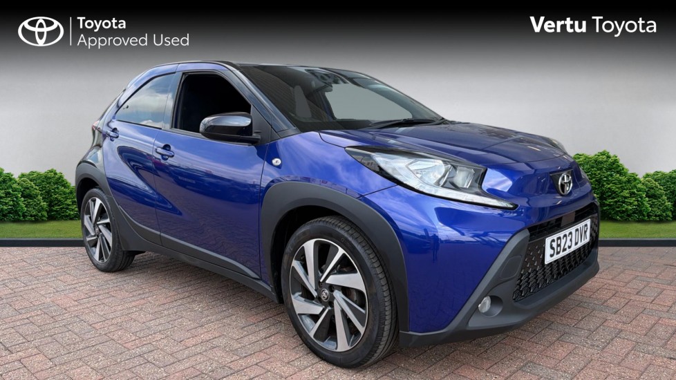 Toyota Aygo X 1.0 VVT-i Edge 5dr Petrol Hatchback - Image 1