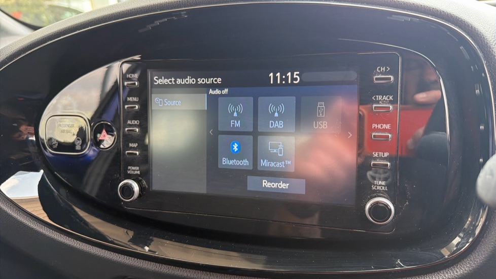 Toyota Aygo X 1.0 VVT-i Edge 5dr Petrol Hatchback - Image 32